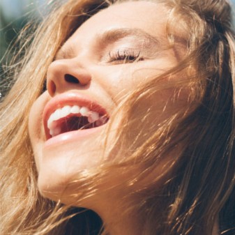 Omia Latte Solare SPF 50+ a Protezione Molto Alta con Aloe Vera del