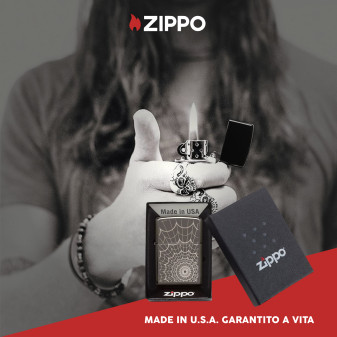 Zippo Accendino a Benzina Ricaricabile ed Antivento con Fantasia