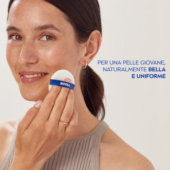 Fondotinta Nivea Q10 Power Antirughe Cushion 3in1 02 Dark