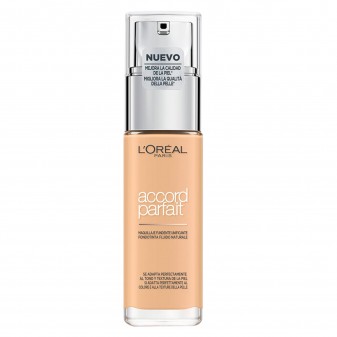 L'Oréal Paris Accord Parfait Fondotinta Fluido Naturale Colore